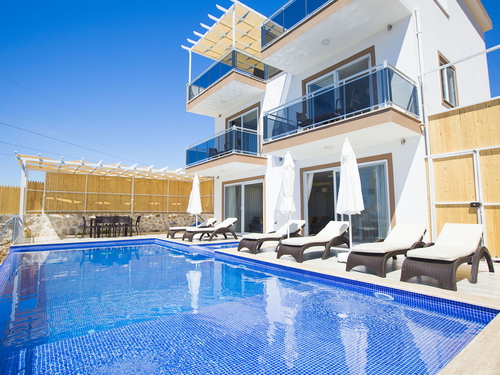  gece  -  Kasım
  | Kalkan Akbel Muhafazakar Villa (6 Kişilik, Deniz Manzaralı, Özel Havuzlu, Jakuzili)